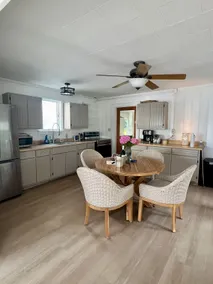 Waterfront Skaneateles Cottage - Image 3