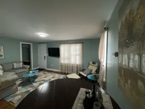 Airport cottage - Image 2