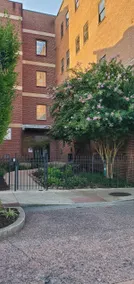 1 B/1 B Downtown Johnson City w/parking pass - Image 3