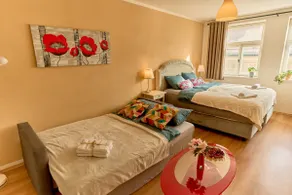 Bright and spacious apartment for 2-4 people - Image 4