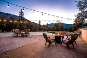 Rustic Cabin with Hot tub, Game room at Yosemite - Image 3