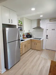 Private Modern Studio - Image 5
