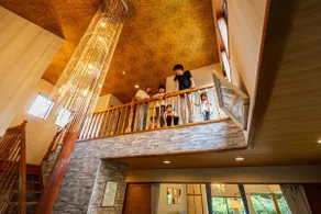 Luxurious chandelier, 2 living rooms, maximum 19 people, roofed BBQ, 10 minutes by car from Shuzenji, 2 gas dryers - Image 2
