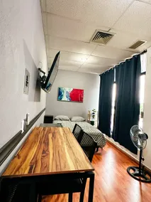Studio 3, 2nd floor, Balcony, Cozy - Image 2