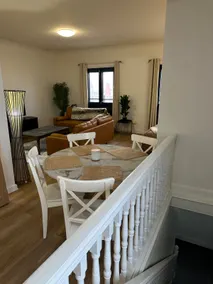 Tavern Publican's luxe Retreat - Image 2