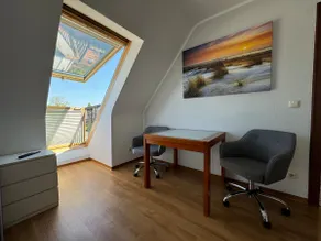 Top floor apartment with air conditioning - Image 4