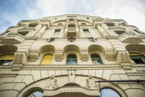 Modern Art Home w/AC+free Netflix @CentralBudapest - Image 3