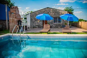Cabin with pool - Image 3