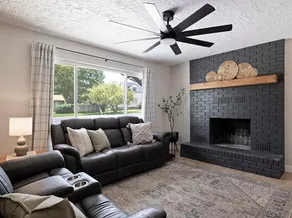 5BR/3BTH Sleeps 12 Near SUU & Temple | Game Room - Image 2