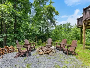 Falcon’s Nest-Spacious w/Spectacular Views!Hot Tub - Image 4
