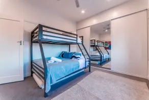 3BR Glen Iris Gem – Sleeps 8, Near Train & Freeway - Image 5