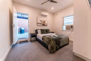 3BR Glen Iris Gem – Sleeps 8, Near Train & Freeway - Image 2
