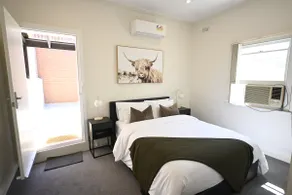 3BR Glen Iris Gem – Sleeps 8, Near Train & Freeway - Image 4