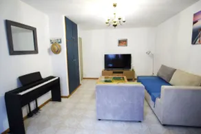 Blue Apartment Halle Tropisme - Image 4