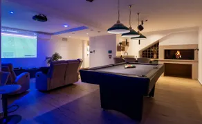 Die Villa Casa Vita bietet Meerblick, Billard, Sauna und einen beheizten Pool - Image 5