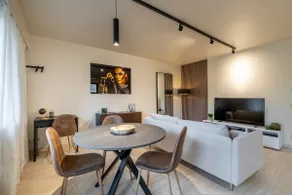 COSY & Central Big Studio & Parking - Image 2