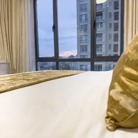 Da'Bryl Luxury Suites - Image 3