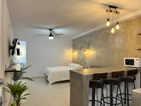 Centrally located, urban and stylish. - Image 2