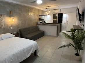 Centrally located, urban and stylish. - Image 3