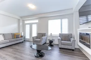 Home in Waterdown - Image 4