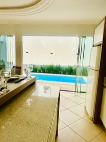 Beautiful townhouse, heated pool - Image 2