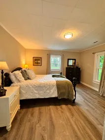 No cleaning fee farmhouse lake keowee near Clemson - Image 3