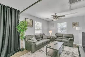 McKinney Private Guesthouse Pool • Smart TV • WiFi - Image 4