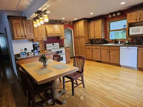 House on onalaska Wisconsin 4 bed 3 Beth - Image 3