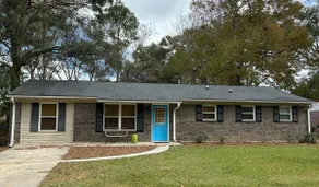Coastal Haven/King Bed/Near Shopping & Dining - Image 2