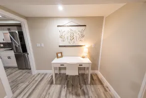 Extra large 1 bedroom apartment - Image 4