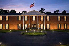 Midway Manor - Private Events, Weddings, Reunions - Image 2