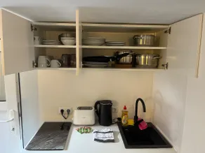 New 1-room apartment with kitchen and private bathroom - Image 4