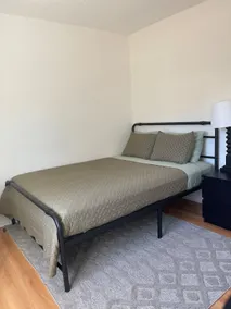“Deacon Townhouse” 3 bedroom - Image 5