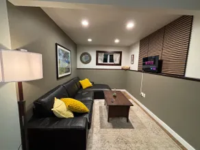 Serene Retreat Suite - Image 5