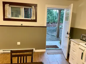Serene Retreat Suite - Image 2