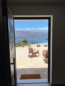 Breathtaking Sea View Home - Image 3