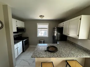 Modern apartment Maple Ridge- perfect location! - Image 4
