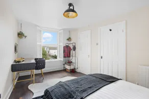Hideaway, Homely, Pet Friendly wit Private Parking - Image 4