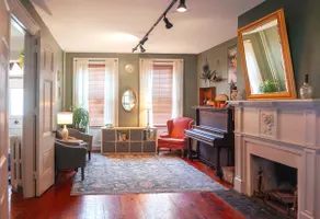 Historic 19th century home - Image 4