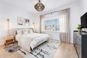 Stunning Vancouver Getaway (close to everything!) - Image 2