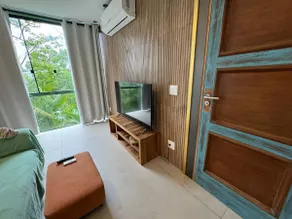 Loft with private hot tub and garden - Image 5