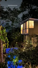 Loft with private hot tub and garden - Image 4
