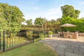 5 Bed in Belper oc-b29775 - Image 3