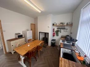 2-bed Home - Image 4
