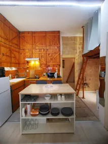 Cozy apartment in the historic heart of Montpellier - Image 4