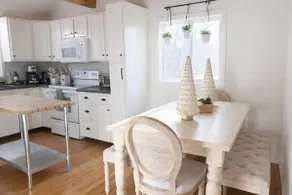 Brimfield Bungalow 31 by the lake near Sturbridge - Image 3