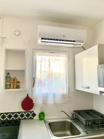 Studio - Good comfort + A/C - Ideal - Close - 2 people - Image 3