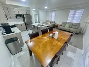 Entire 4 Bedroom House + Office in Ottawa - Image 3