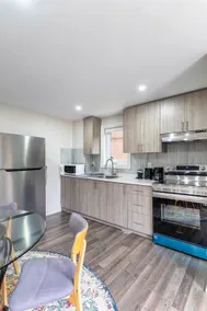 Family Getaway – Walkout Basement Near Parks! - Image 5