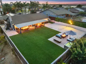 Hot tub, fire pit, pickleball, backyard games - Image 2